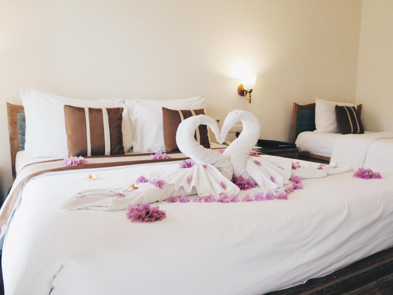 Chaweng Blue Lagoon Hotel Dış mekan fotoğraf